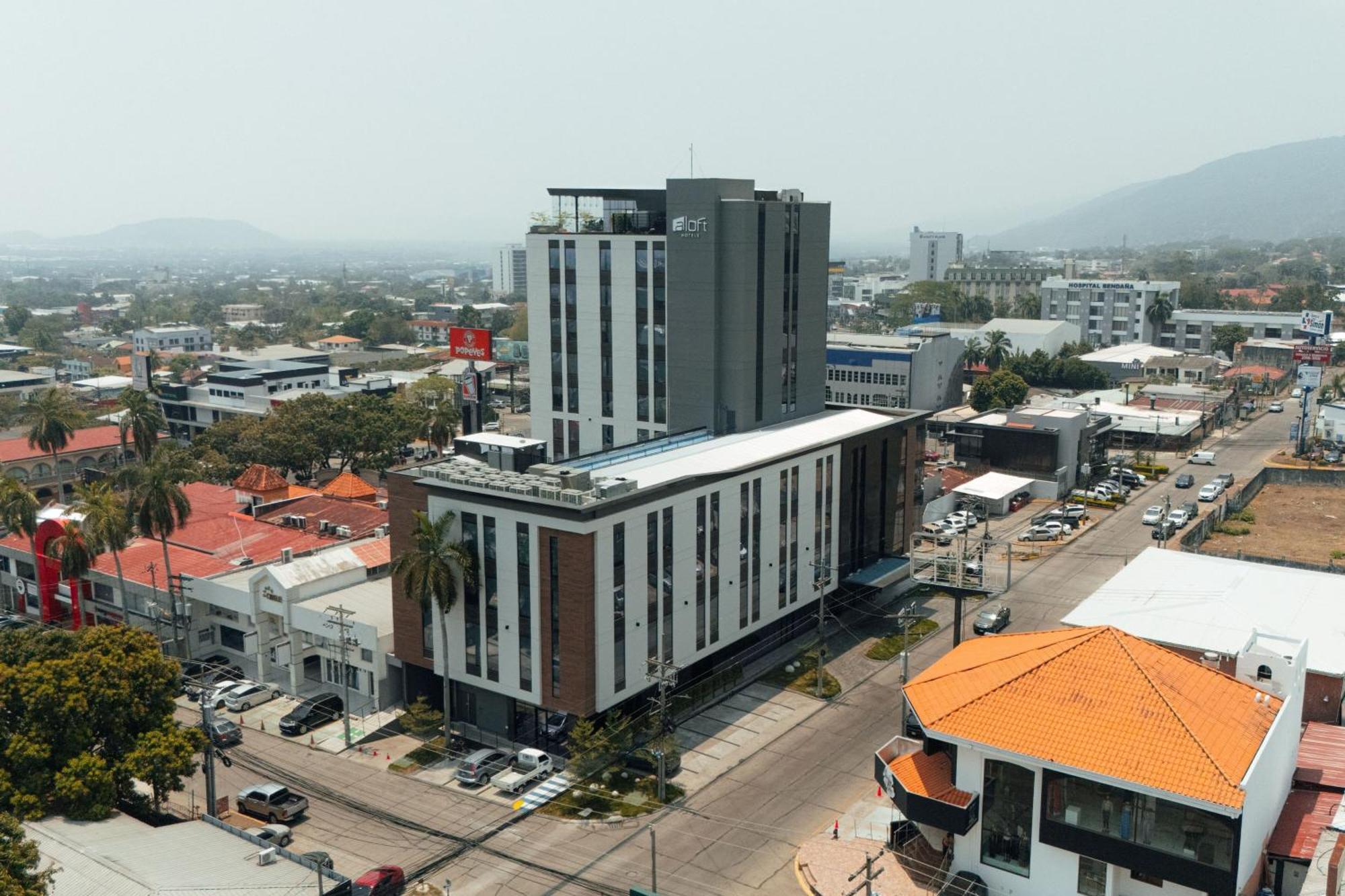Hotel Aloft San Pedro Sula Exterior foto